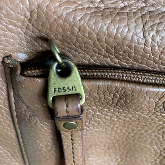 Fossil Brown Pebbled Leather Crossbody Satchel Bag Purse Adjustable Strap - Picture 3 of 9
